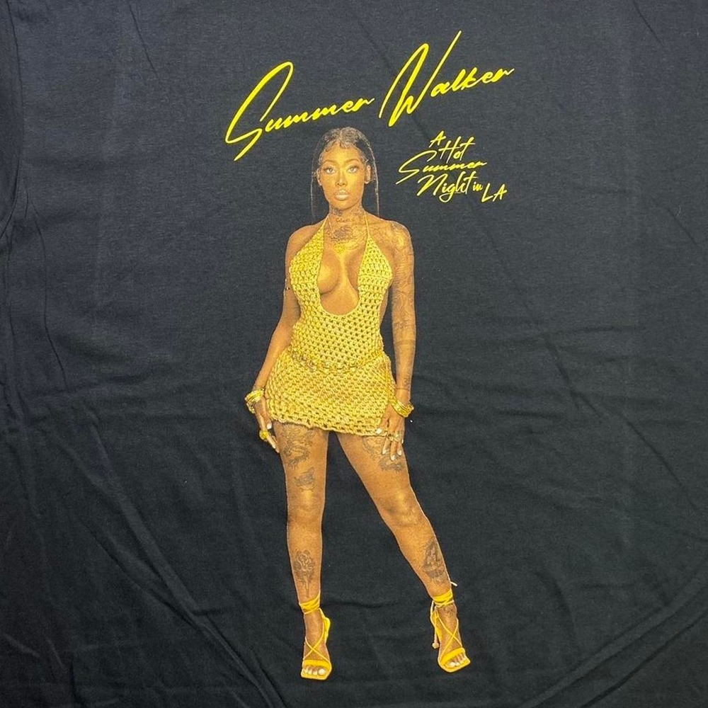 Summer Walker - 2022 A hot summer night in LA VIP tour concert music shirt - 2XL